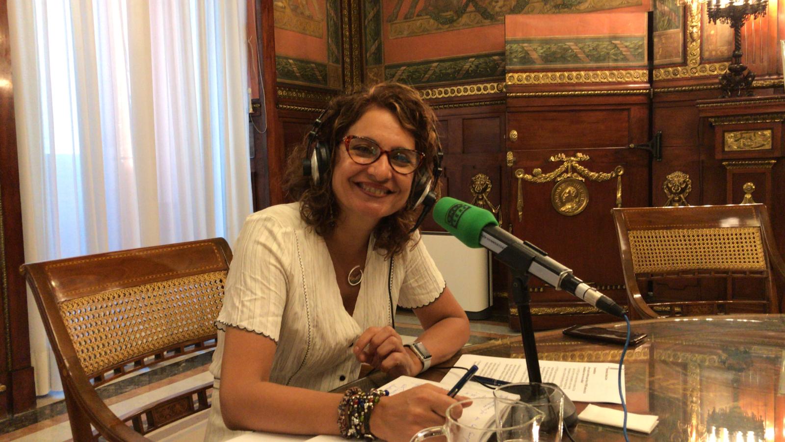 Montero: "No me doy por vencida, voy a seguir explorando fórmulas que permitan actualizar las entregas a cuenta" Montero: "No me doy por vencida, voy a seguir explorando fórmulas que permitan actualizar las entregas a cuenta"