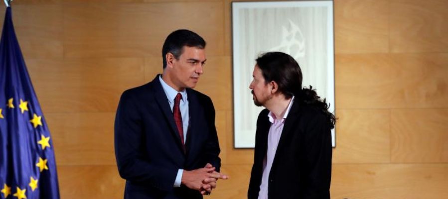 Pedro Sánchez y Pablo Iglesias durante una reunión Pedro Sánchez y Pablo Iglesias durante una reunión