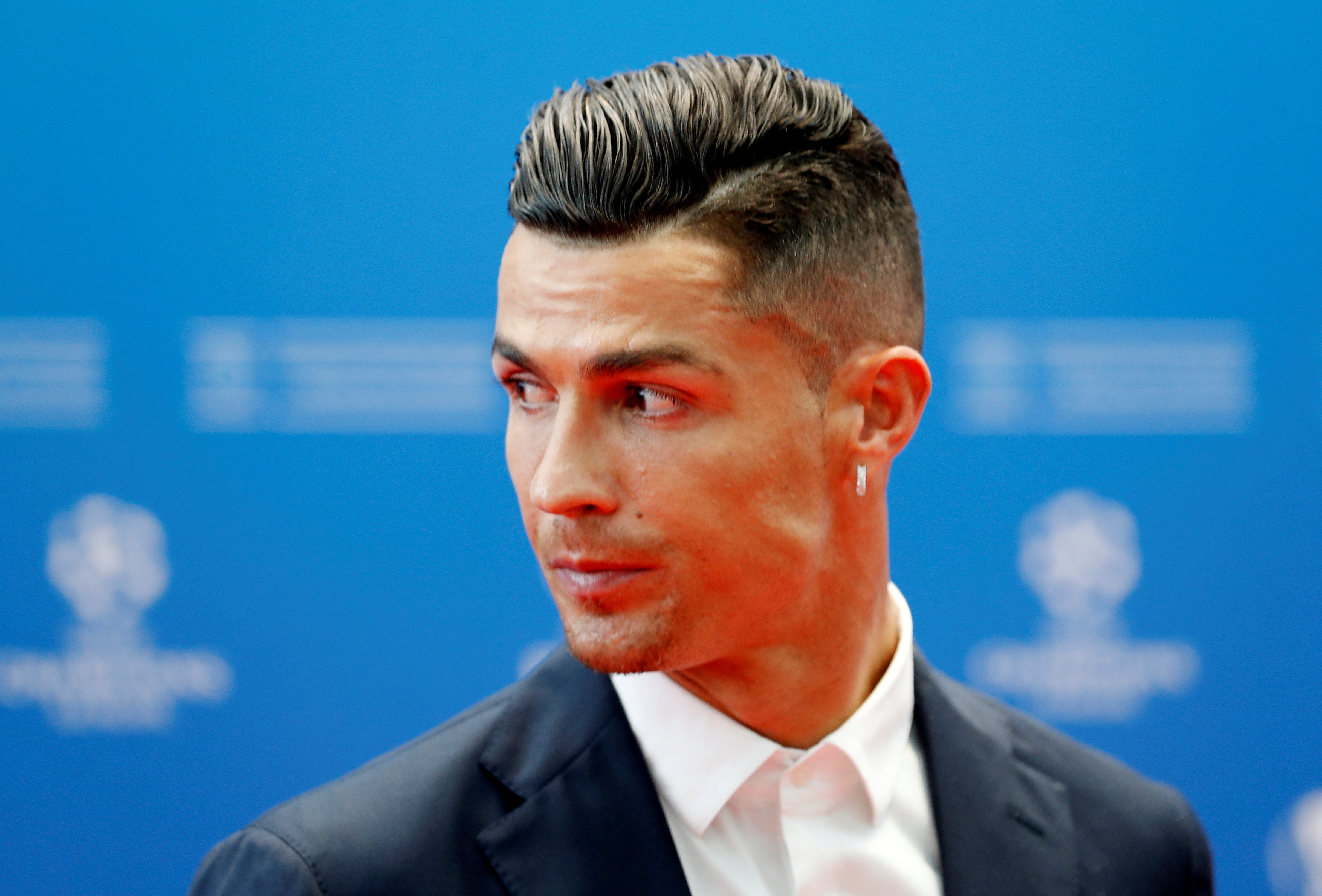 Aviso de Cristiano al Wanda: "Espero que no me machaquen con cánticos antideportivos" Aviso de Cristiano al Wanda: "Espero que no me machaquen con cánticos antideportivos"