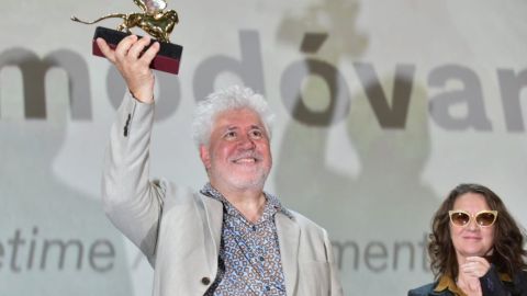 Almod&oacute;var recibe el Leon de Oro de Honor de la Mostra de Venecia