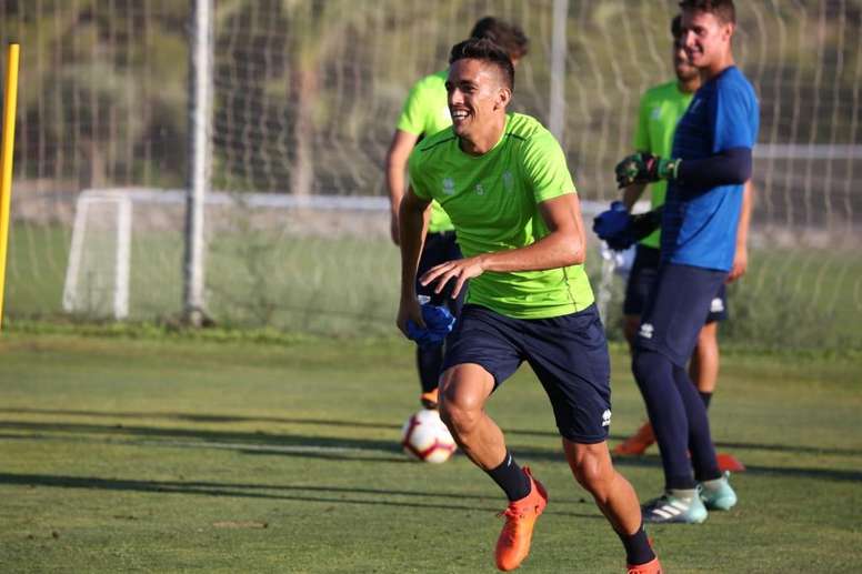 Diego Martínez prepara cambios para el partido de Cornellá. Onda Deportiva Granada 29/08/2019 Diego Martínez prepara cambios para el partido de Cornellá. Onda Deportiva Granada 29/08/2019