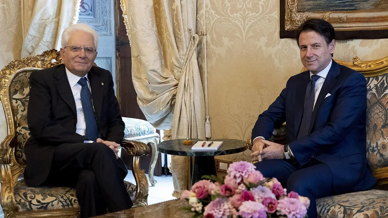 Sergio Mattarella y Giuseppe Conte Sergio Mattarella y Giuseppe Conte