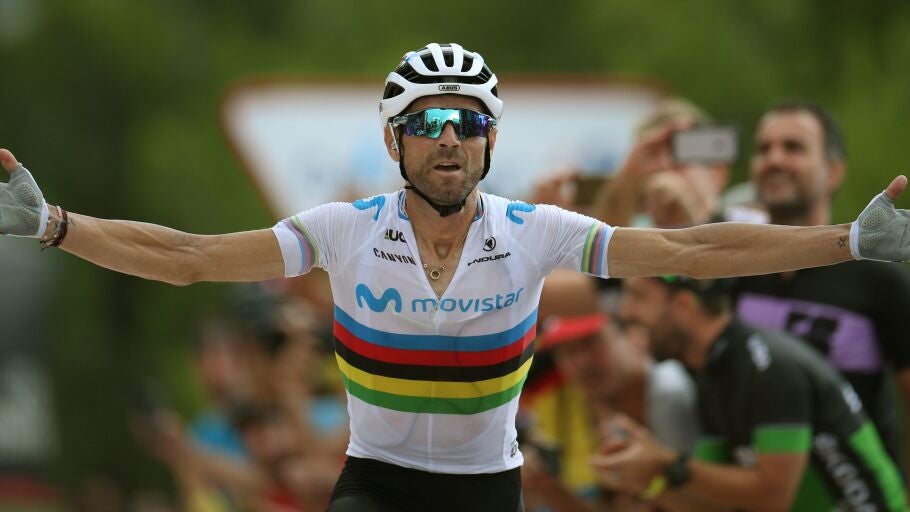 Alejandro Valverde celebra su victoria en la s&eacute;ptima etapa