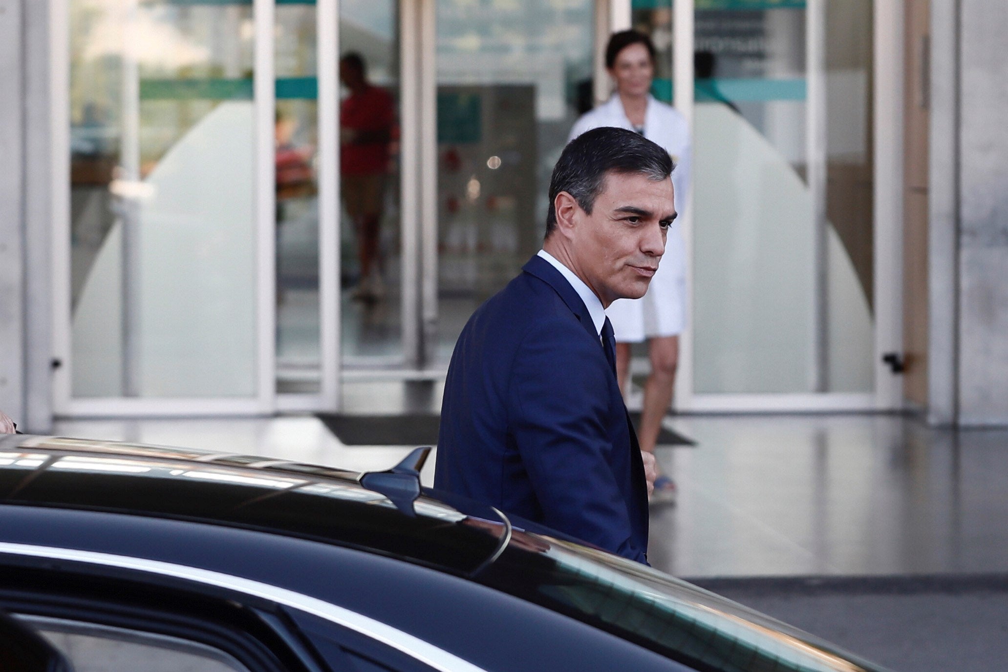 Las preguntas de Amón: "¿Le conviene a Sánchez forzar las elecciones para retratar al PP en el fango de la corrupción?" Las preguntas de Amón: "¿Le conviene a Sánchez forzar las elecciones para retratar al PP en el fango de la corrupción?"