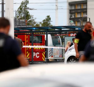 Efectivos de Bomberos y Policía Efectivos de Bomberos y Policía