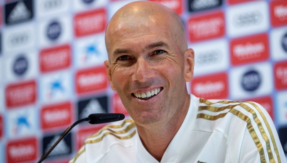 Zidane: "Vinicius es el futuro del Real Madrid" Zidane: "Vinicius es el futuro del Real Madrid"