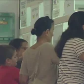 Largas listas de espera para acudir al médico de cabecera en la Comunitat Valenciana Largas listas de espera para acudir al médico de cabecera en la Comunitat Valenciana