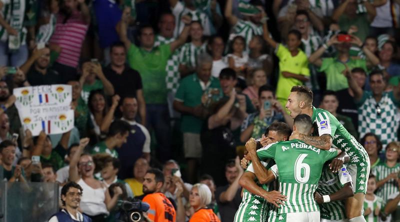 El Betis remonta al Leganés y suma su primera victoria en LaLiga El Betis remonta al Leganés y suma su primera victoria en LaLiga