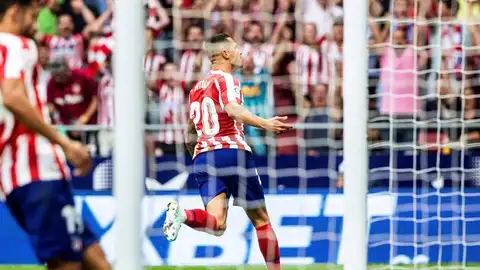 Vitolo marca el empate para el Atlético ante el Eibar Vitolo marca el empate para el Atlético ante el Eibar