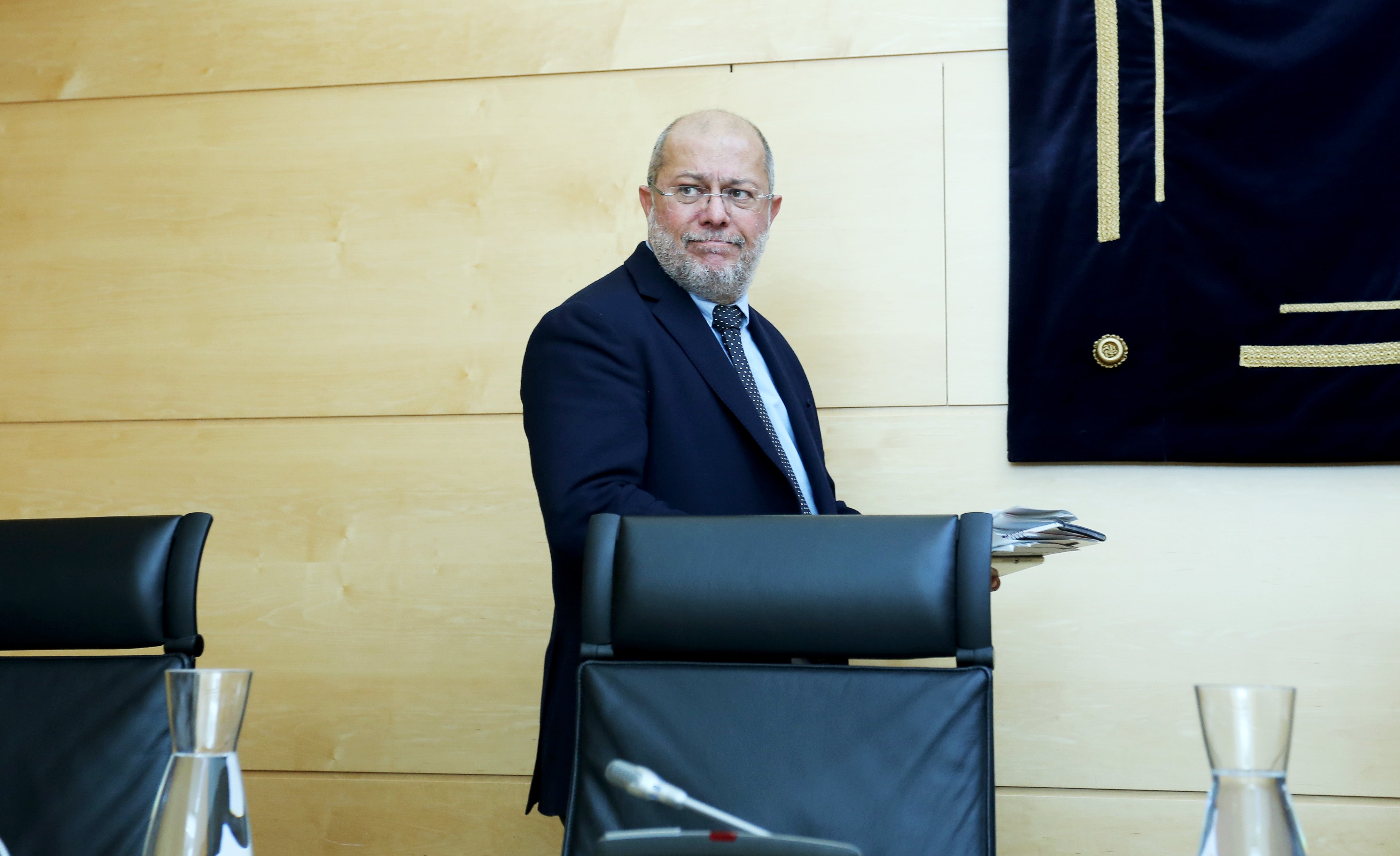Igea, a juicio por amenazas Igea, a juicio por amenazas