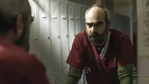 Luis Tosar, en un fotograma de la película 'Quien a hierro mata' Interpreta a un enfermero en la cinta que dirige Paco Plaza