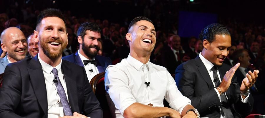 Messi, Cristiano y Van Dijk, en la gala de la UEFA Messi, Cristiano y Van Dijk, en la gala de la UEFA