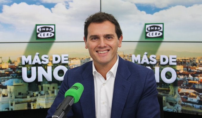 Albert Rivera: "España suma pero la corrupción resta, creo que hay que sumar con inteligencia" Albert Rivera: "España suma pero la corrupción resta, creo que hay que sumar con inteligencia"