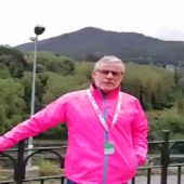 Javier Ares: "Siete líderes en nueve jornadas y seguimos disfrutando de La Vuelta"