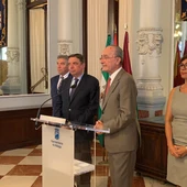 Ministro Luis Planas y alcalde de Málaga, Francisco de la Torre Ministro Luis Planas y alcalde de Málaga, Francisco de la Torre