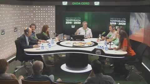  Los integrantes de la España que madruga dedican a Alsina la canción 'Es una lata el madrugar'
