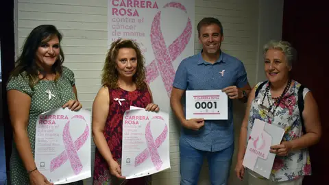 Antonio Gallego y Amuma han presentado la Carrera Rosa de Ciudad Real Antonio Gallego y Amuma han presentado la Carrera Rosa de Ciudad Real