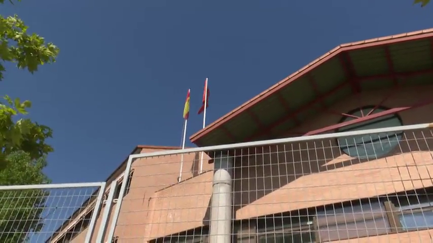 La tornada a les aules: pocs alumnes i dificultat per garantir distàncies de seguretat entre els més petits La tornada a les aules: pocs alumnes i dificultat per garantir distàncies de seguretat entre els més petits