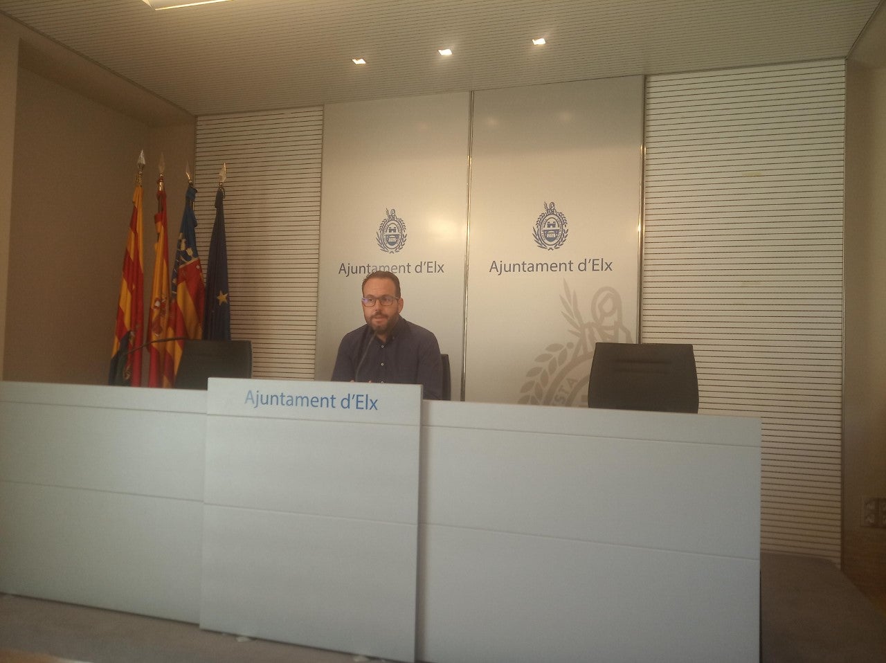 La Concejalía de Contratación de Elche suma dos funcionarios para reducir el tiempo de resolución de los expedientes La Concejalía de Contratación de Elche suma dos funcionarios para reducir el tiempo de resolución de los expedientes