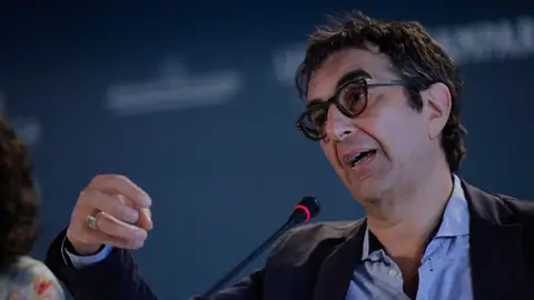 El director canadiense Atom Egoyan, en la Mostra de Venecia 2019 Ha presentado a concurso la película 'Guest of honour'
