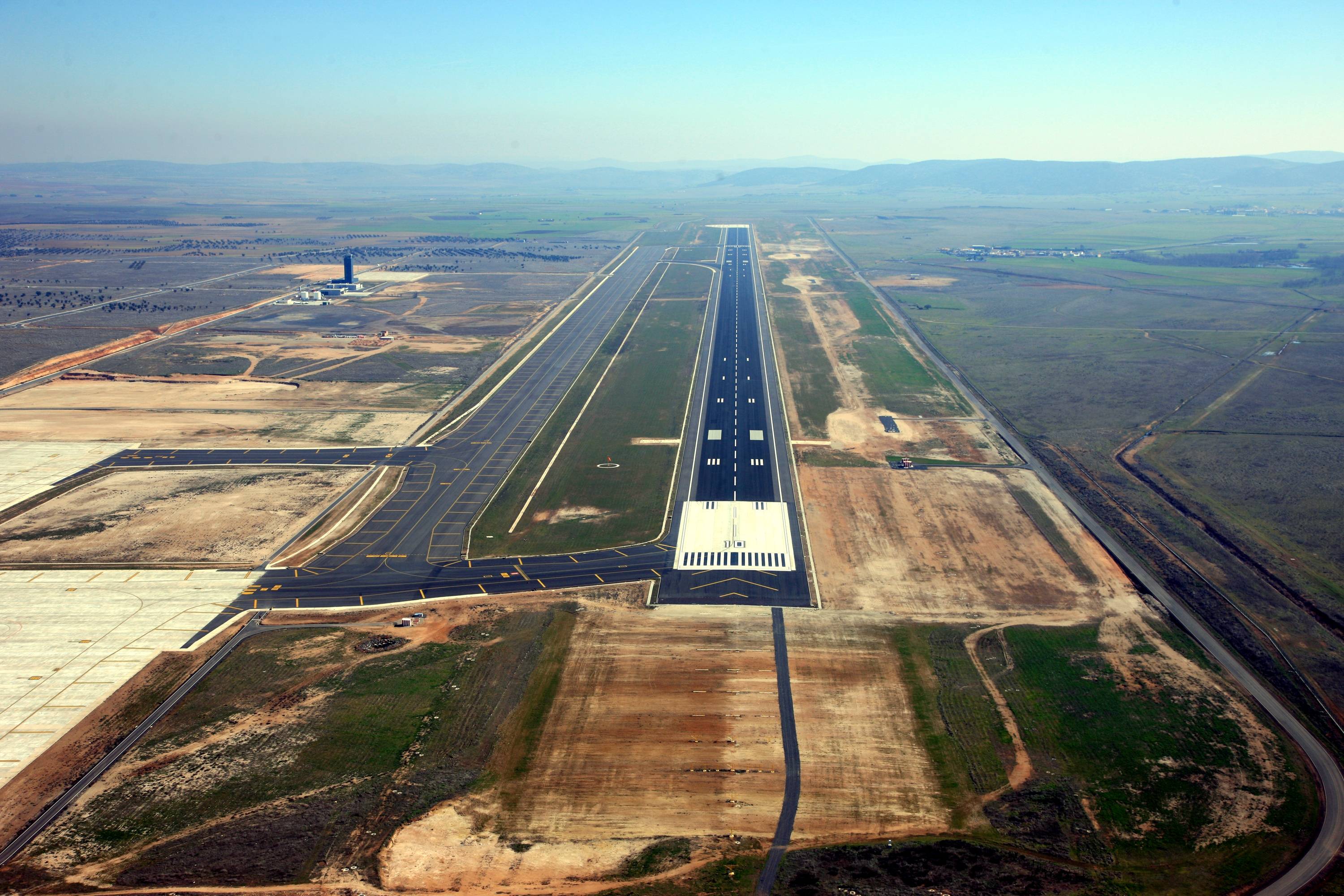 El Aeropuerto de Ciudad Real organiza hoy un simulacro de emergencia aérea El Aeropuerto de Ciudad Real organiza hoy un simulacro de emergencia aérea