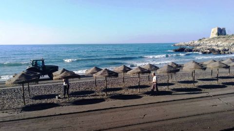 PLAYA DE ALMU&Ntilde;ECAR 