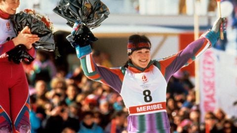 Blanca Fern&aacute;ndez Ochoa, tras conseguir la medalla de bronce en la prueba de eslalon gigante en los Juegos Ol&iacute;mpicos de Invierno de Albertville (Francia).