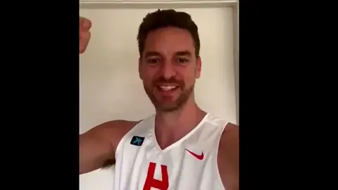 Pau Gasol felicita a la Selección por el campeonato del Mundo Pau Gasol felicita a la Selección por el campeonato del Mundo