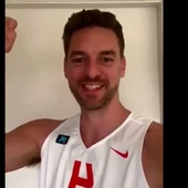 Pau Gasol felicita a la Selección por el campeonato del Mundo Pau Gasol felicita a la Selección por el campeonato del Mundo