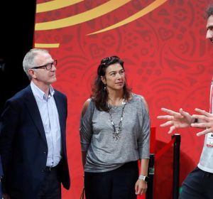 Guirao, con María José Rienda y Jorge Garbajosa antes de la final del Mundial Guirao, con María José Rienda y Jorge Garbajosa antes de la final del Mundial