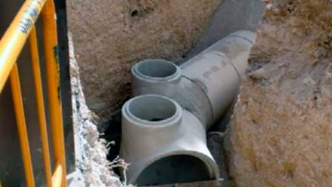 Tuber&iacute;as de un colector de aguas. 