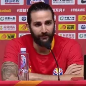 El emocionado recuerdo de Ricky Rubio a su madre tras ganar el mundial: "Nadie en el mundo me quiere más que ella" El emocionado recuerdo de Ricky Rubio a su madre tras ganar el mundial: "Nadie en el mundo me quiere más que ella"