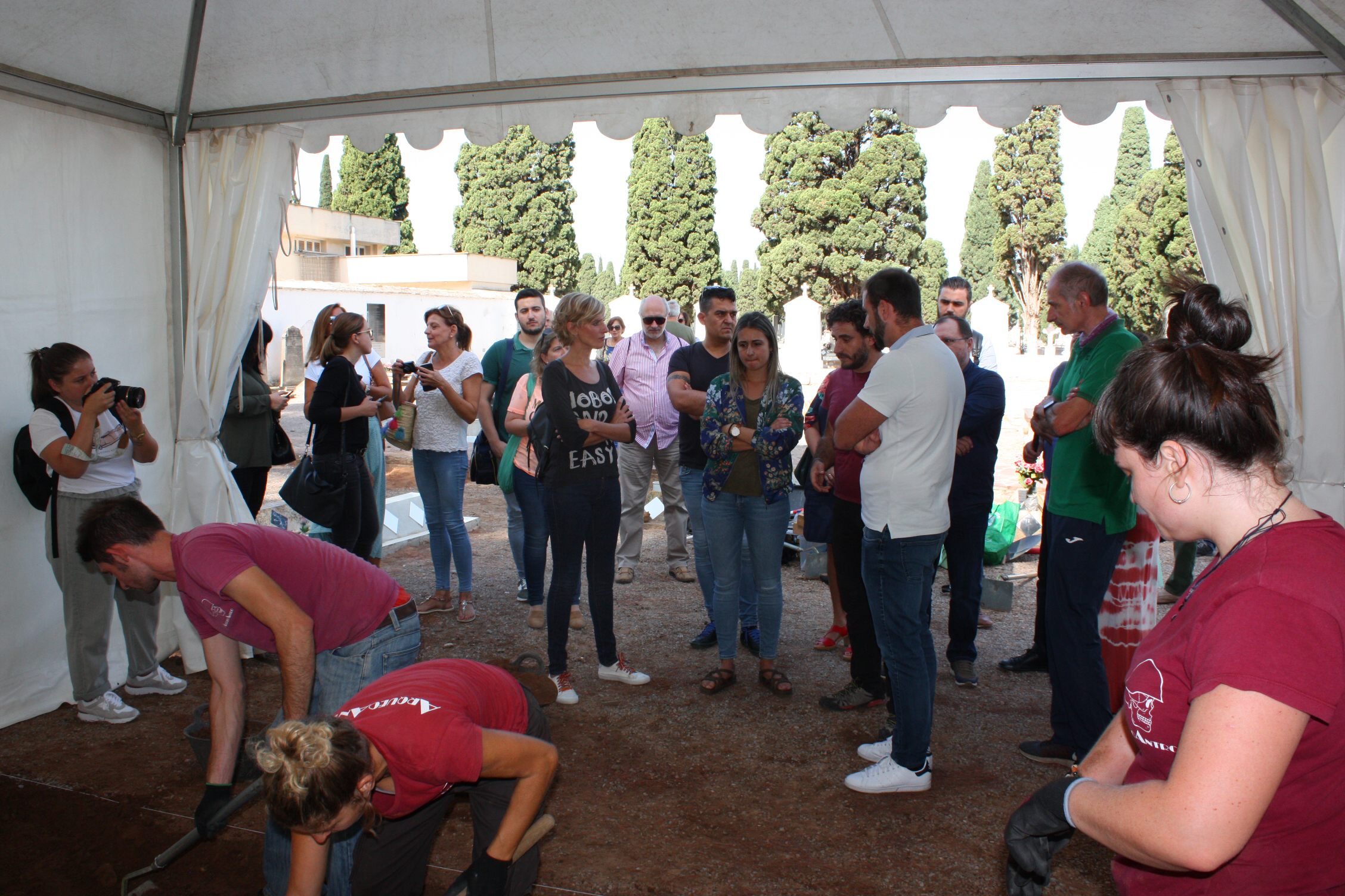 Hallados los restos de 4 represaliados por el franquismo en la segunda fase de exhumaciones en el cementerio Hallados los restos de 4 represaliados por el franquismo en la segunda fase de exhumaciones en el cementerio