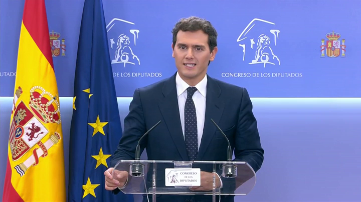 Rivera: "Si Sánchez rectifica puede haber acuerdo y España tendrá gobierno" Rivera: "Si Sánchez rectifica puede haber acuerdo y España tendrá gobierno"