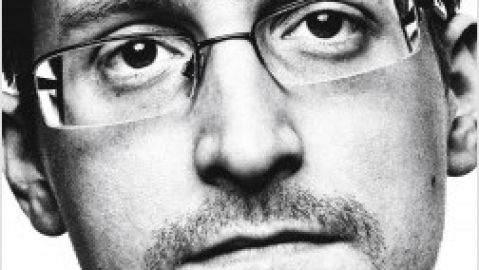 Portada de 'Vigilancia permanente' de Edward Snowden.