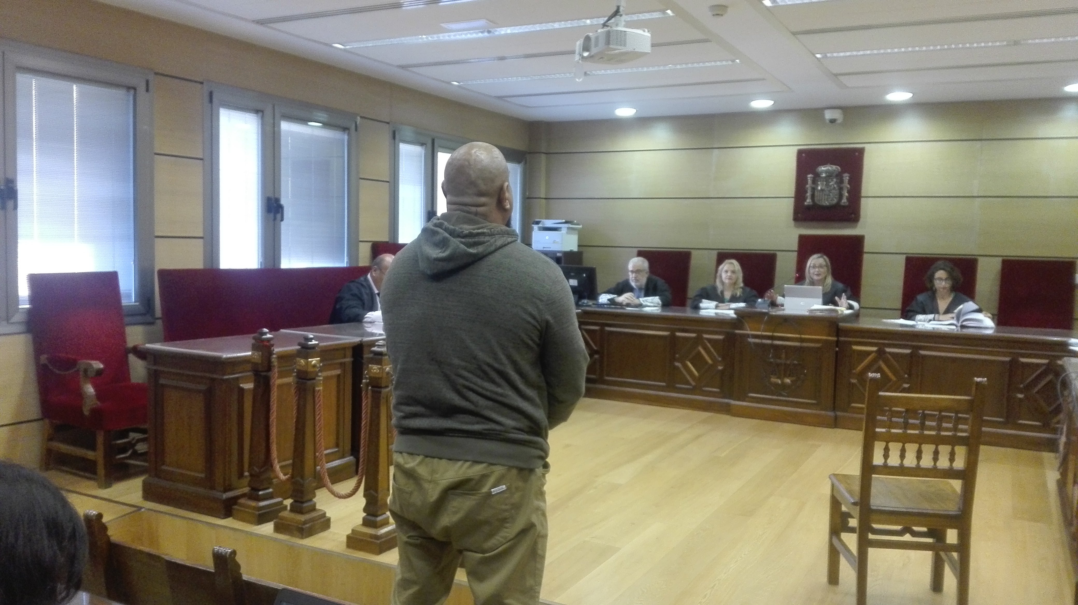 Un hombre se declara inocente de violar a una mujer en Ciudad Real y la víctima se reitera en los hechos Un hombre se declara inocente de violar a una mujer en Ciudad Real y la víctima se reitera en los hechos