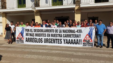 La Plataforma N-430 se ha reunido en la localidad pacense de Garg&aacute;ligas
