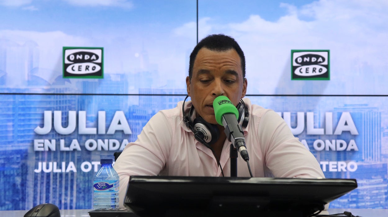 Jon Secada: "Después de 27 años 'Otro día más sin verte' sigue siendo un himno para mí" Jon Secada: "Después de 27 años 'Otro día más sin verte' sigue siendo un himno para mí"