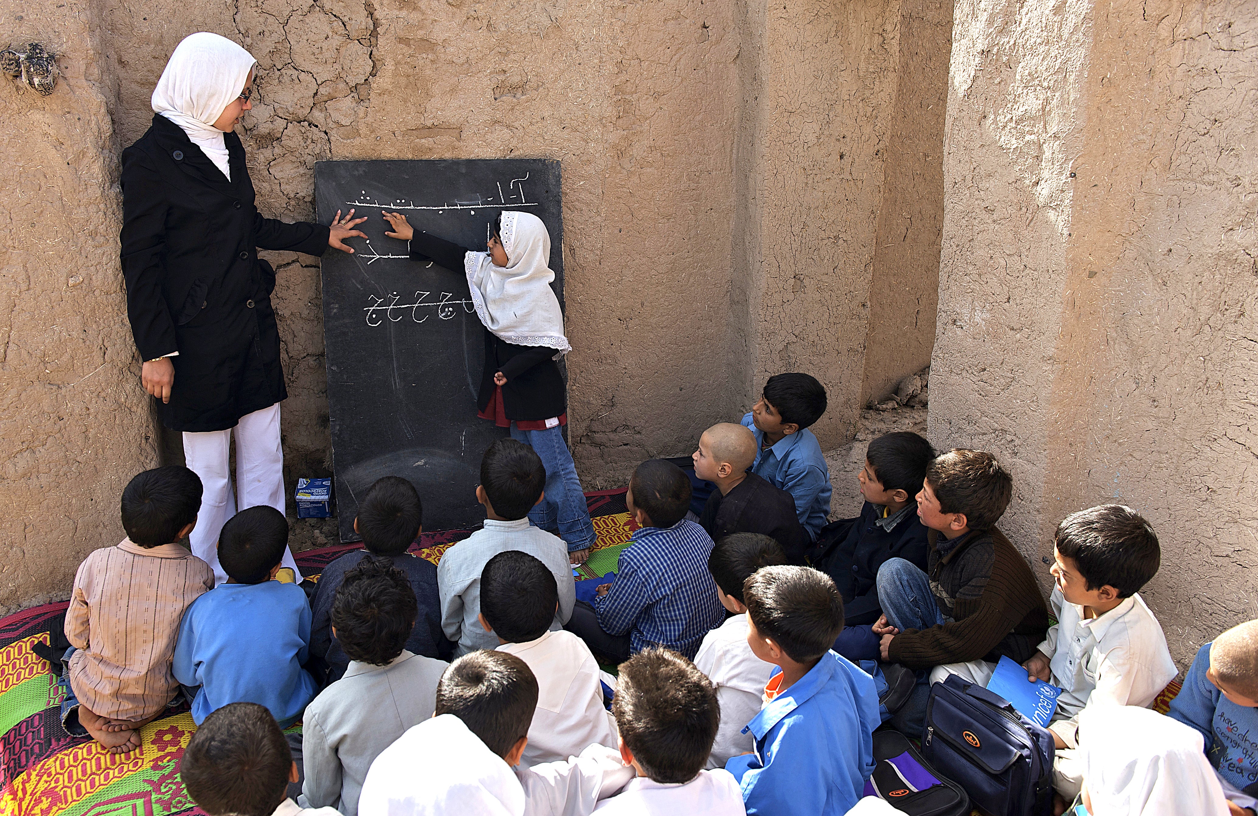 Contraparte - ¿Dónde está mi pizarra? Contraparte - ¿Dónde está mi pizarra?