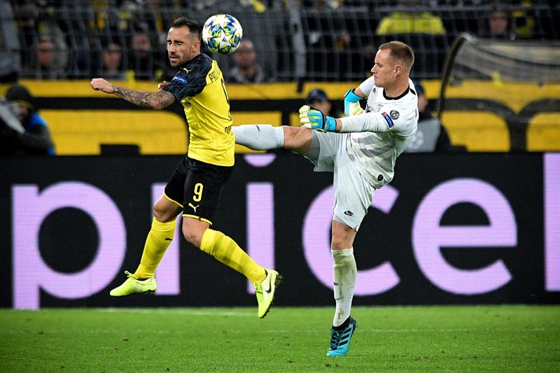 Paco Alcácer: "¿Volver al Barcelona? Ahora mismo sólo me planteo marcar en el próximo partido del Dortmund" Paco Alcácer: "¿Volver al Barcelona? Ahora mismo sólo me planteo marcar en el próximo partido del Dortmund"