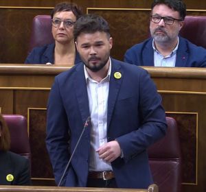 Gabriel Rufián: "La gente esta hasta los bemoles de todos nosotros" Gabriel Rufián: "La gente esta hasta los bemoles de todos nosotros"