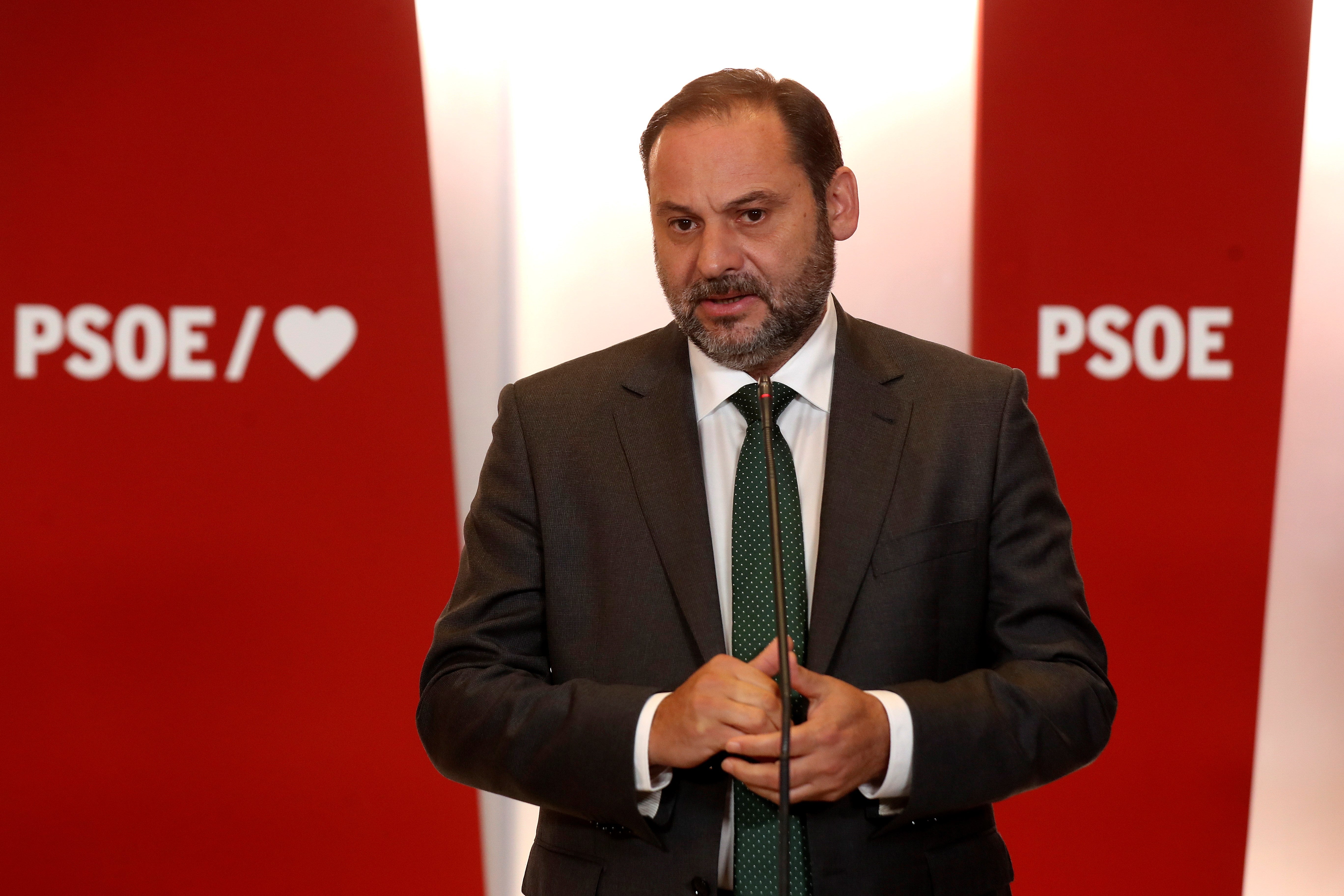 Ábalos afirma que la sentencia de los ERE no es un "caso de partido", sino de "antiguos responsables públicos" Ábalos afirma que la sentencia de los ERE no es un "caso de partido", sino de "antiguos responsables públicos"