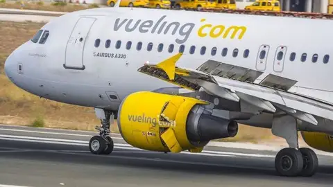 Vueling the World Full Reverse (26900824443)_643x397 Vueling the World Full Reverse (26900824443)_643x397