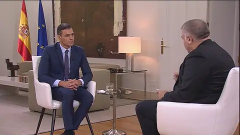 Entrevista a Pedro Sánchez en Moncloa Entrevista a Pedro Sánchez en Moncloa