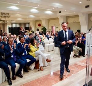 El presidente de la Junta de Castilla y León, Alfonso Fernández Mañueco, clausura la Asamblea General de Elecciones de la Asociación de Trabajadores Autónomos de Castilla y León (ATA). En la imagen, aplauden al nuevo presidente ATACyL, Domiciano Curiel El presidente de la Junta de Castilla y León, Alfonso Fernández Mañueco, clausura la Asamblea General de Elecciones de la Asociación de Trabajadores Autónomos de Castilla y León (ATA). En la imagen, aplauden al nuevo presidente ATACyL, Domiciano Curiel