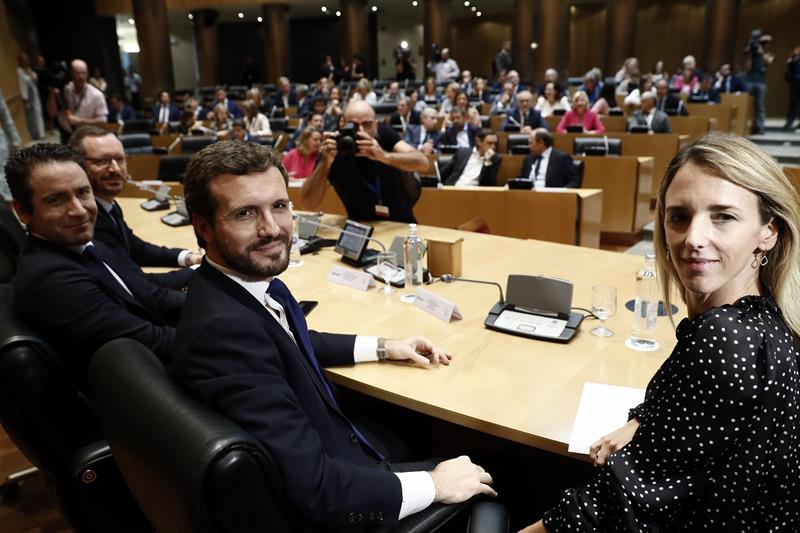 Casado reclama “un voto constructivo alejado del miedo y de la ira" Casado reclama “un voto constructivo alejado del miedo y de la ira"