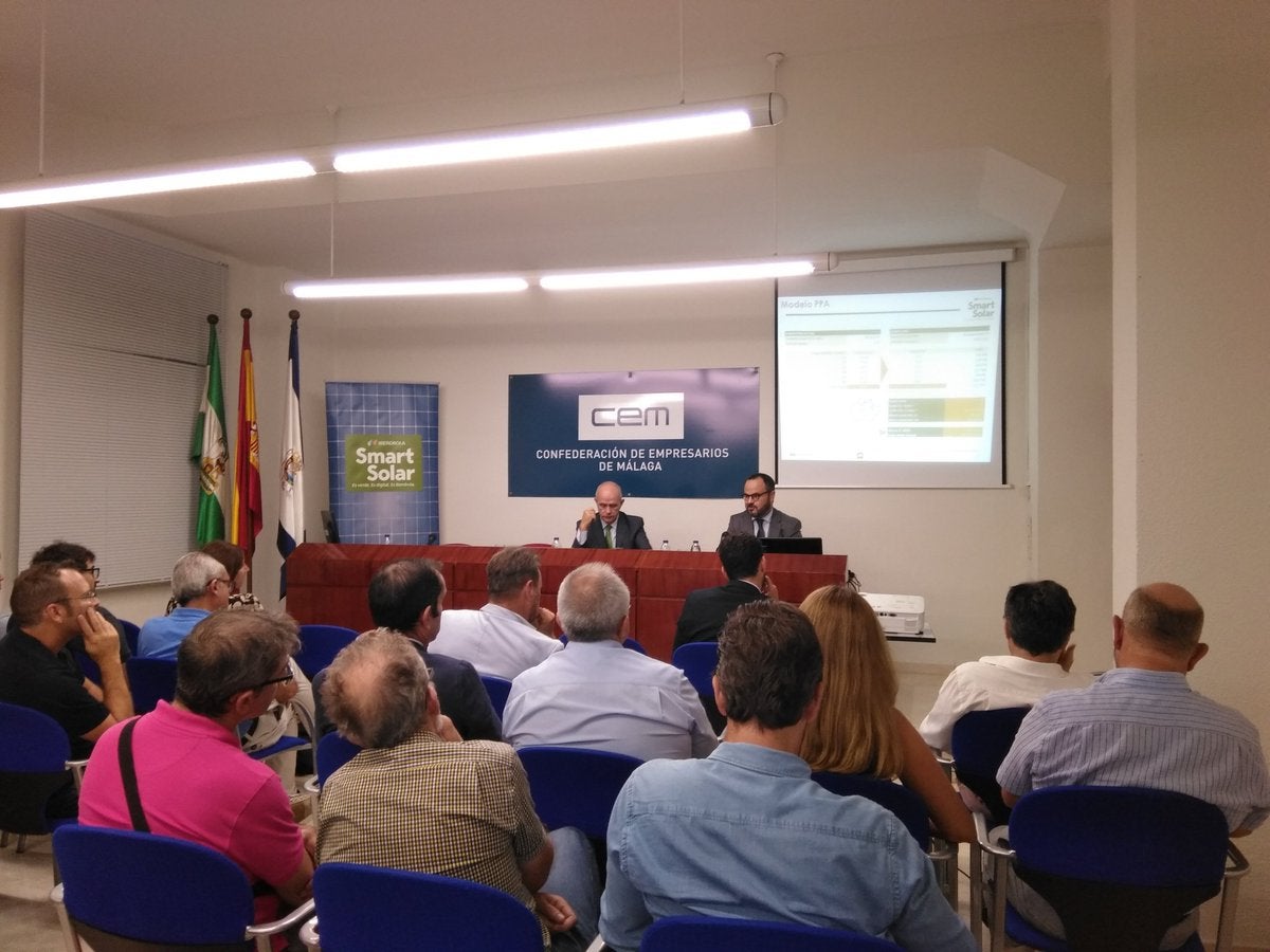 Jornada 'Autoconsumo y Movilidad eléctrica y las líneas de incentivos para Andalucía' Jornada 'Autoconsumo y Movilidad eléctrica y las líneas de incentivos para Andalucía'