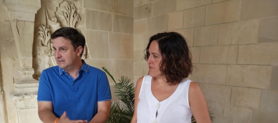 Eduardo García-Ontiveros y Eva Crisol, de Ciudadanos Elche. Eduardo García-Ontiveros y Eva Crisol, de Ciudadanos Elche.