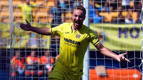 Ontiveros celebra un gol con el Villarreal. 