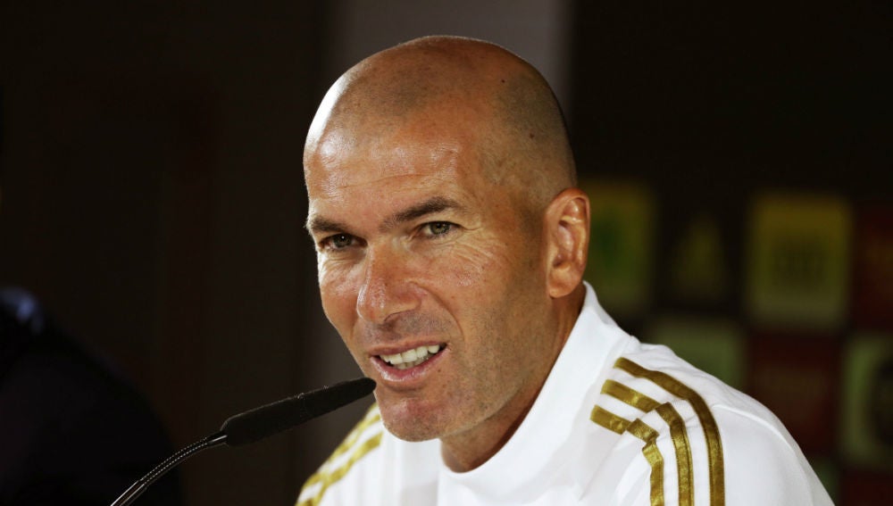 Zidane sobre el rumor de la llegada de Mourinho: "No me molesta" Zidane sobre el rumor de la llegada de Mourinho: "No me molesta"
